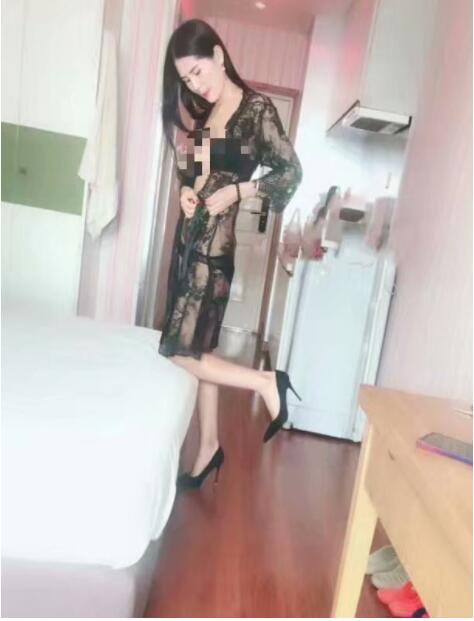 建业雅琪大长腿性感